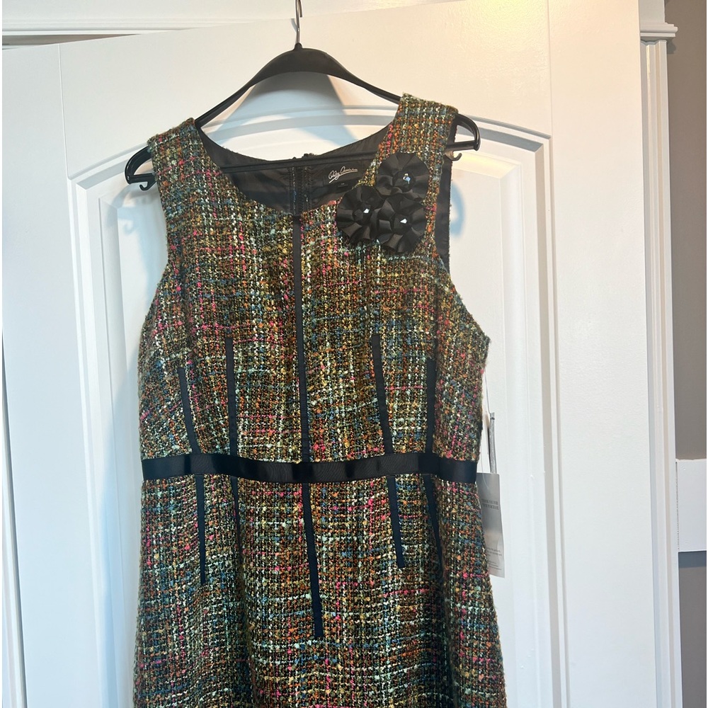 Oleg Cassini shift dress. Lord & Taylor.